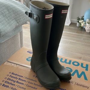 Hunter Tall Rain Boot
